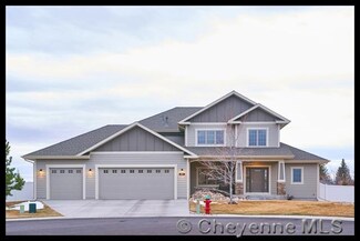 805 Rozetta Cir, Cheyenne, WY 82009