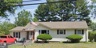 347 Green Ln, Ewing, NJ 08638