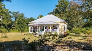 1560 Register Sutton Rd, Rose Hill, NC 28458