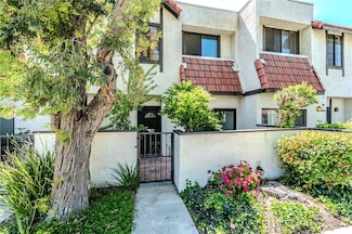 27666 Nugget Dr Unit 3, Canyon Country, CA 91387