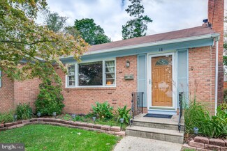 18 Evergreen Rd, Stratford, NJ 08084
