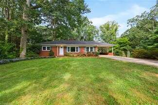 4915 Katie Ct, Pfafftown, NC 27040