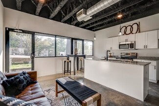 295 Plus Park Blvd Unit 211, Nashville, TN 37217