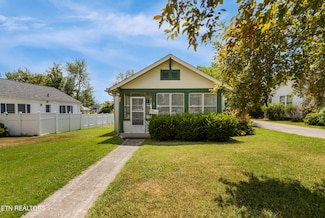 1643 Maury St, Alcoa, TN 37701