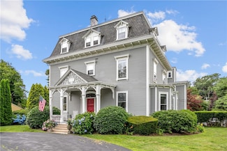 1 Red Cross Ave Unit 7, Newport, RI 02840