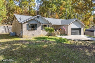 3125 Autumn Oaks Cir, Kodak, TN 37764