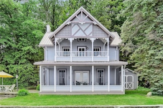 8123 Bainbridge Beach Rd, Interlaken, NY 14847