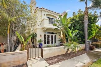1016 Delaware St, Huntington Beach, CA 92648