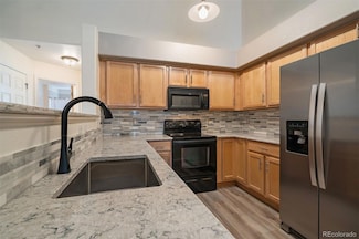5465 Zephyr St Unit 201, Arvada, CO 80002