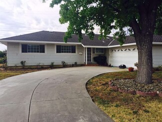 3463 Londonderry Dr, Santa Clara, CA 95050