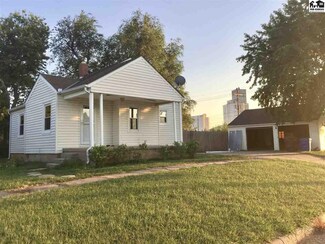 109 N Locust St, Inman, KS 67546