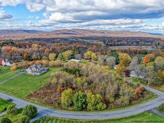 14 Jewels Ct, Gardiner, NY 12561