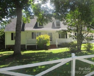 101 Hunstanton Dr, Winnsboro, SC 29180