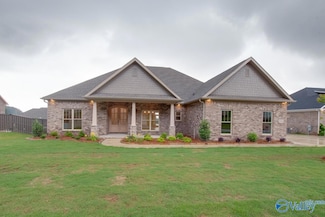 8061 Goose Ridge Dr SE, Big Cove, AL 35763