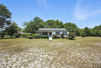 223 Broadwell Rd, Saint Pauls, NC 28384