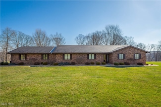 52 Hilda Cir, Bloomingdale, OH 43910