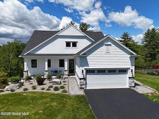 22 Burnham Rd, Wilton, NY 12831