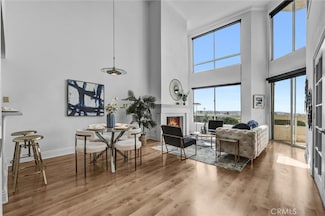 8960 Cynthia St Unit 214, West Hollywood, CA 90069