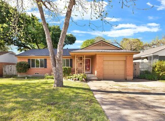 1020 W Inwood Dr, Arlington, TX 76013