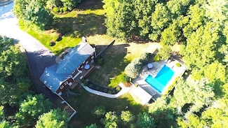 6 Susan Cir, Carver, MA 02330