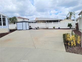 1295 S, Hemet, CA 92545