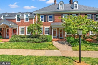 3414 S Utah St Unit B, Arlington, VA 22206