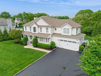 38 Savanna Cir, Mount Sinai, NY 11766