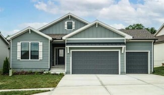 5060 NW Linder Ln, Riverside, MO 64150