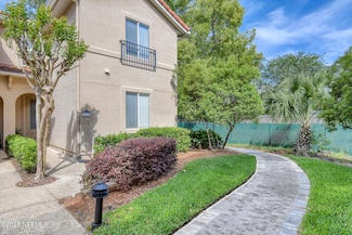 3835 La Vista Cir, Jacksonville, FL 32217