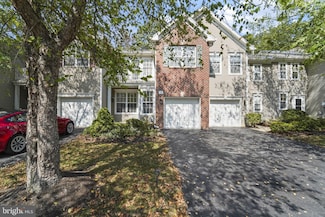 39 Normandy Dr, Princeton Junction, NJ 08550