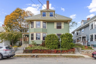 128 Chadwick St, Portland, ME 04102
