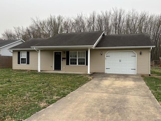 510 Monica Dr, Lebanon, IL 62254