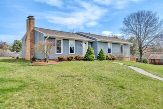2601 Tulip Ln, Vinton, VA 24179