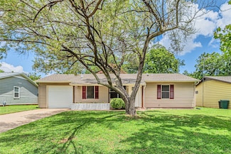 906 Aransas Dr, Euless, TX 76039