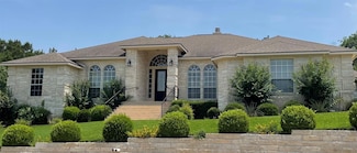 402 Palos Verdes Dr, Lakeway, TX 78734