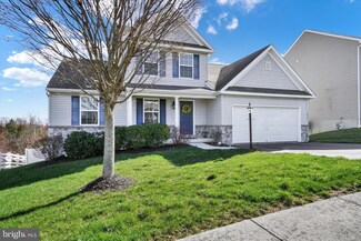 255 Azalea Dr, Windsor, PA 17366