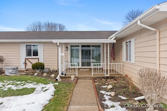 5782 Leisure South Dr SE, Grand Rapids, MI 49548