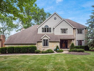 6363 Deeside Dr, Dublin, OH 43017