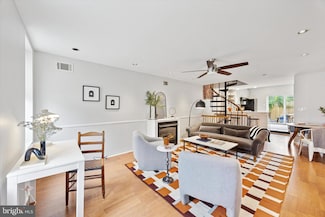 2569 Trenton Ave, Philadelphia, PA 19125