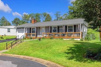 2399 Highview Cir, Staunton, VA 24401