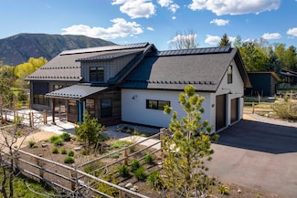 625 E Bullion St, Hailey, ID 83333