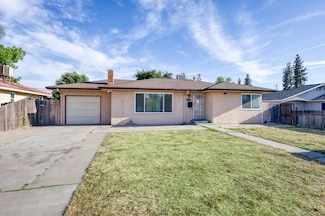 1205 W Clinton Ave, Fresno, CA 93705