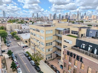 231 Norman Ave Unit 511, Brooklyn, NY 11222