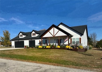 102 Apple Cider Ln, Camdenton, MO 65020