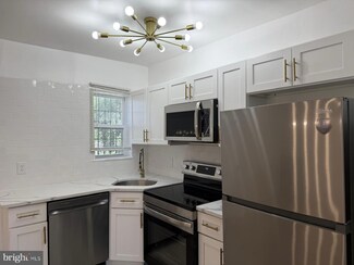 5347 Turner St, Philadelphia, PA 19131