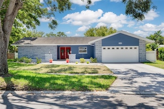 2671 Clubhouse Dr N, Clearwater, FL 33761