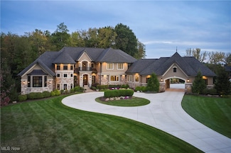 408 Sharon Falls Dr, Wadsworth, OH 44281