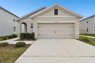 16933 Trite Bend St, Wimauma, FL 33598