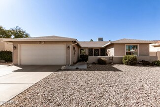 26634 S New Town Dr, Sun Lakes, AZ 85248