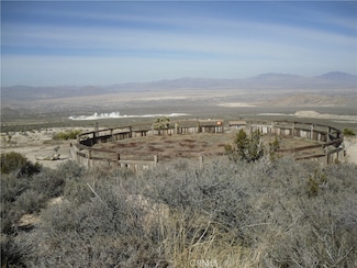 33164 Rose Amber Rd, Lucerne Valley, CA 92356